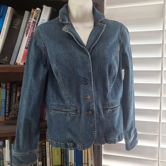 Jean's Jacket - Picture 2 of 4